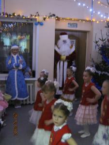 Новогодняя елка в клубе