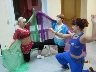 Группа "Восточные танцы"(взрл.)