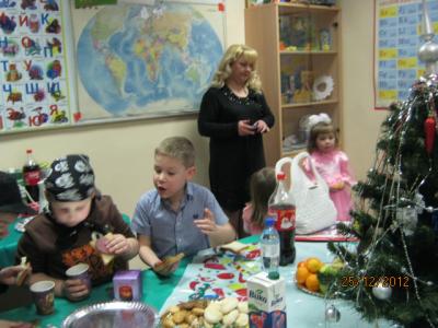 Новогодняя елка в клубе