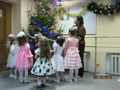 Новогодняя елка в клубе