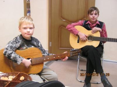 Обучение игре на гитаре